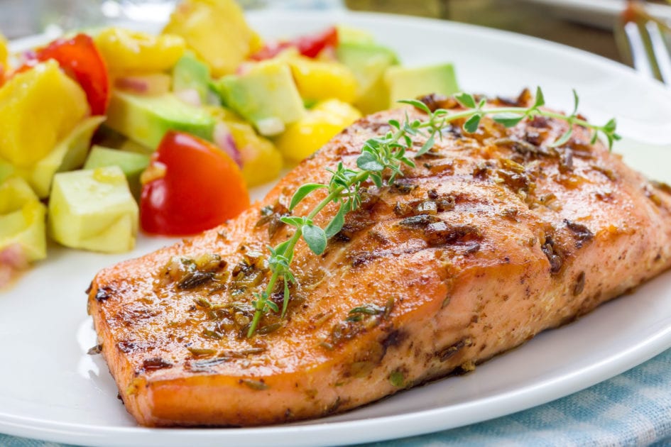 Grilled Salmon with Spicy Tropical Salsa Recipe | SlimFast