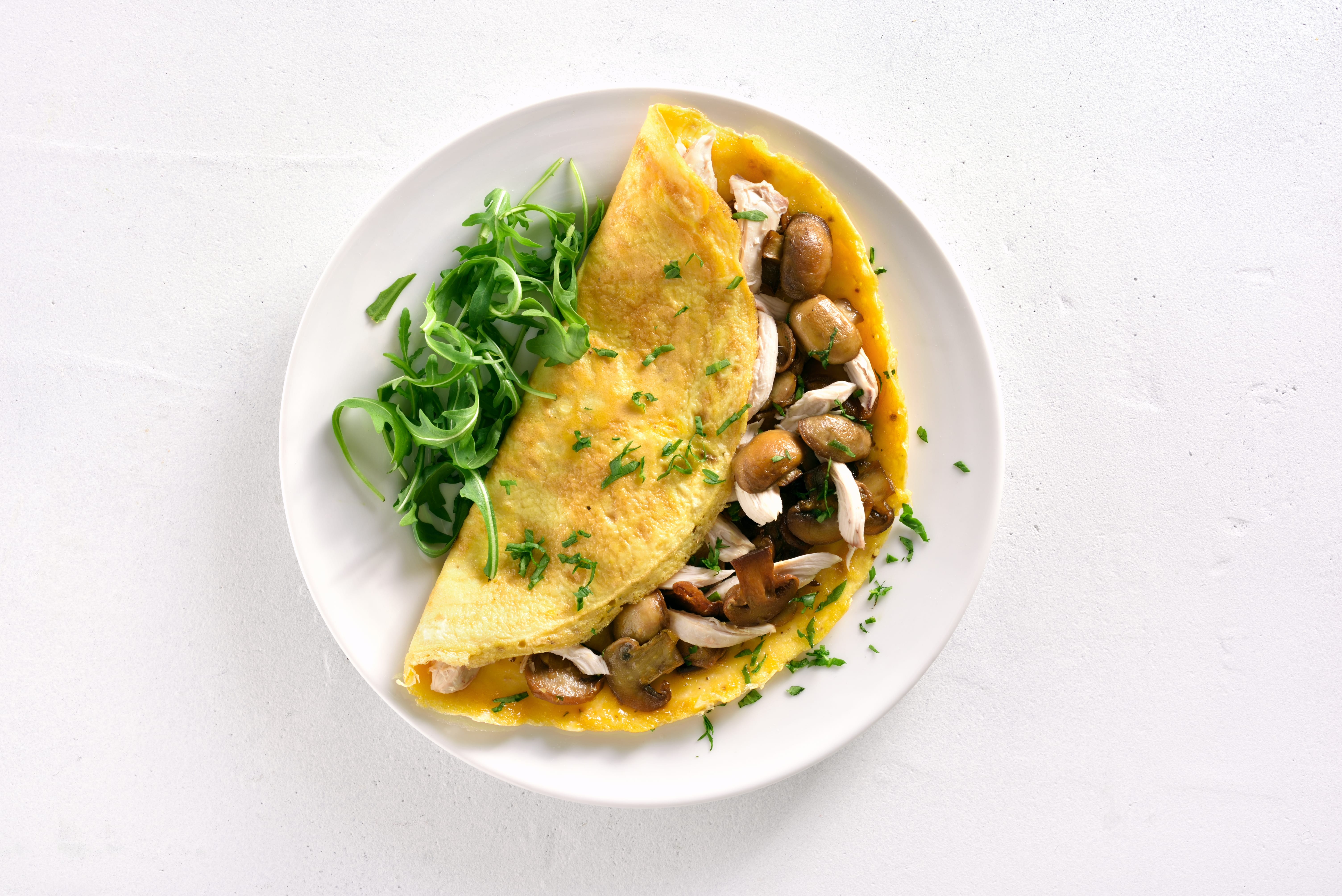 Cheddar Cheese and Mushroom Omelet Recipe | SlimFast