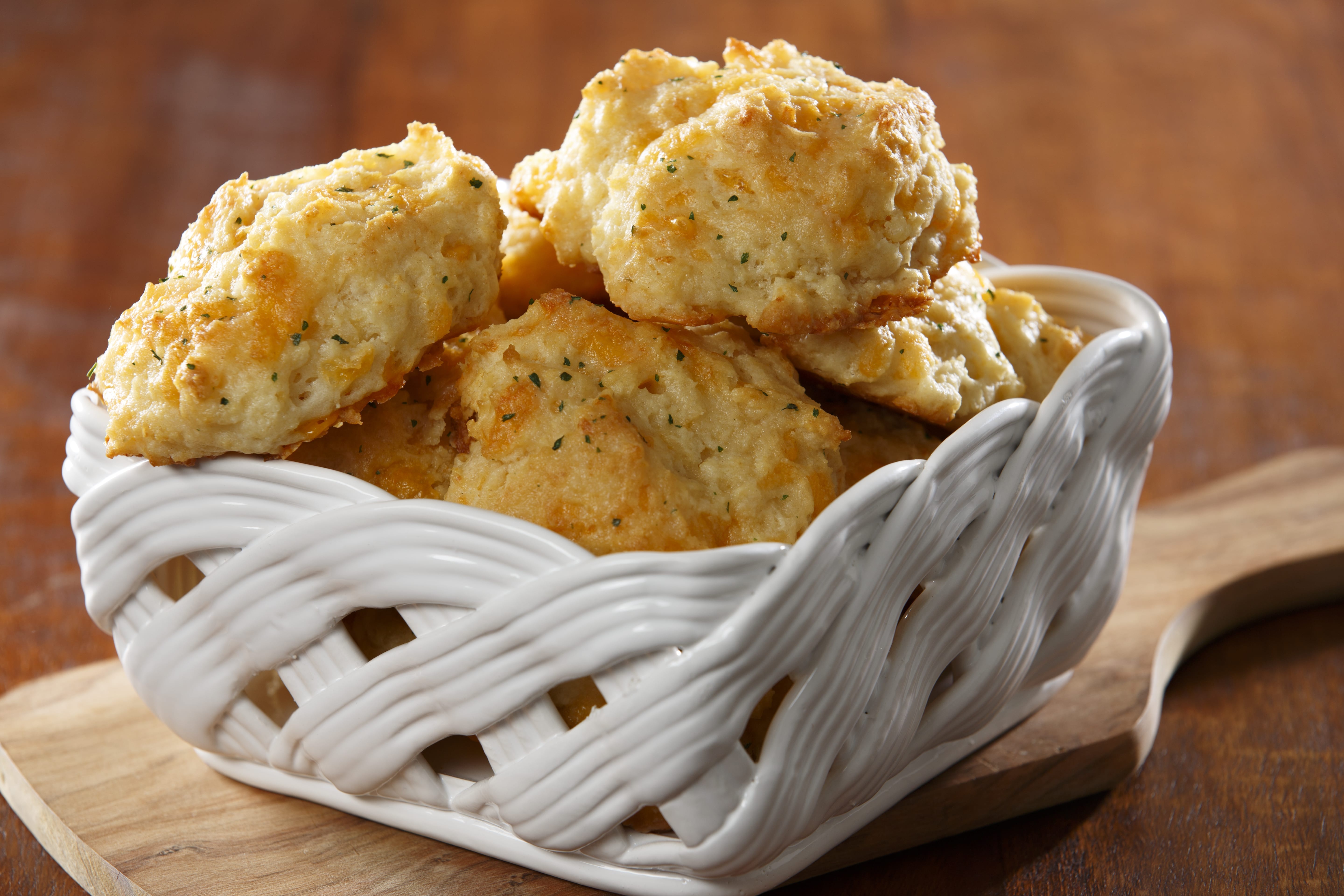 Cauli Cheddar Biscuits Recipe | SlimFast