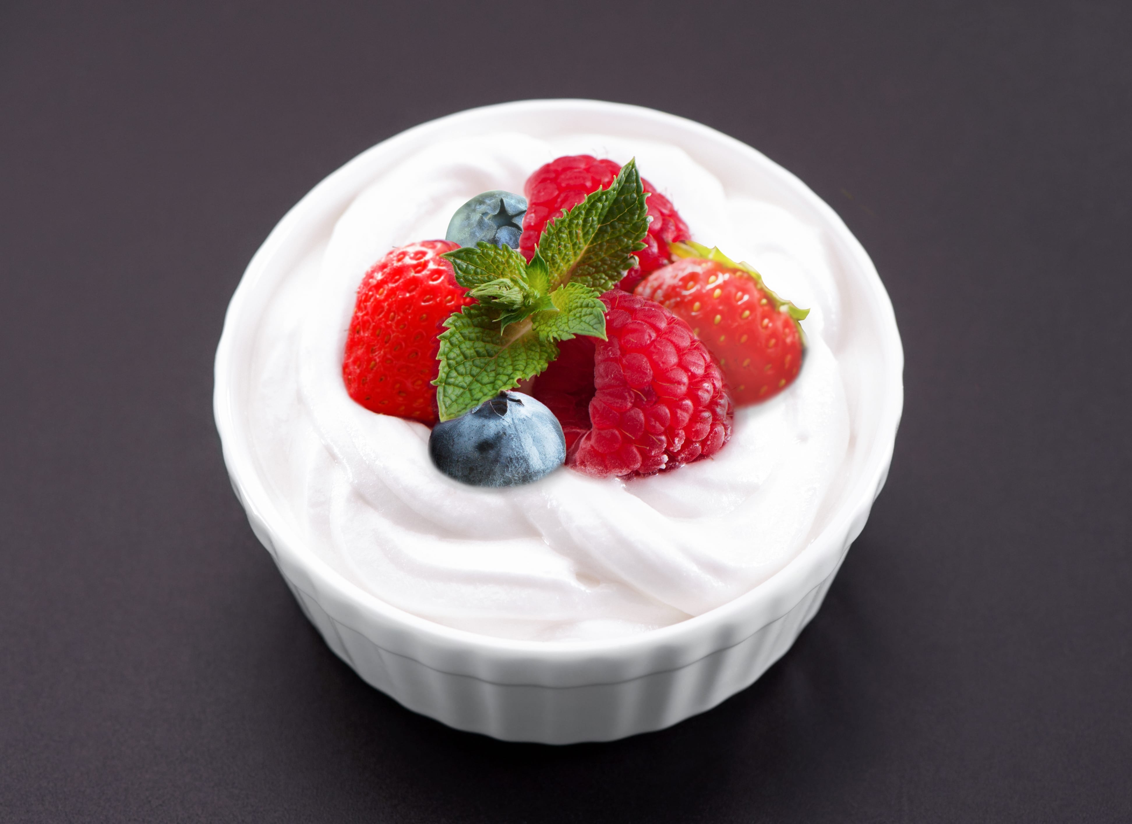 Keto Cheesecake Dip and Fruit Recipe | SlimFast