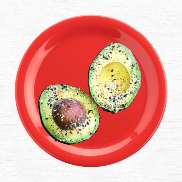 1/2 Avocado and Everything Bagel Seasoning Recipe SlimFast