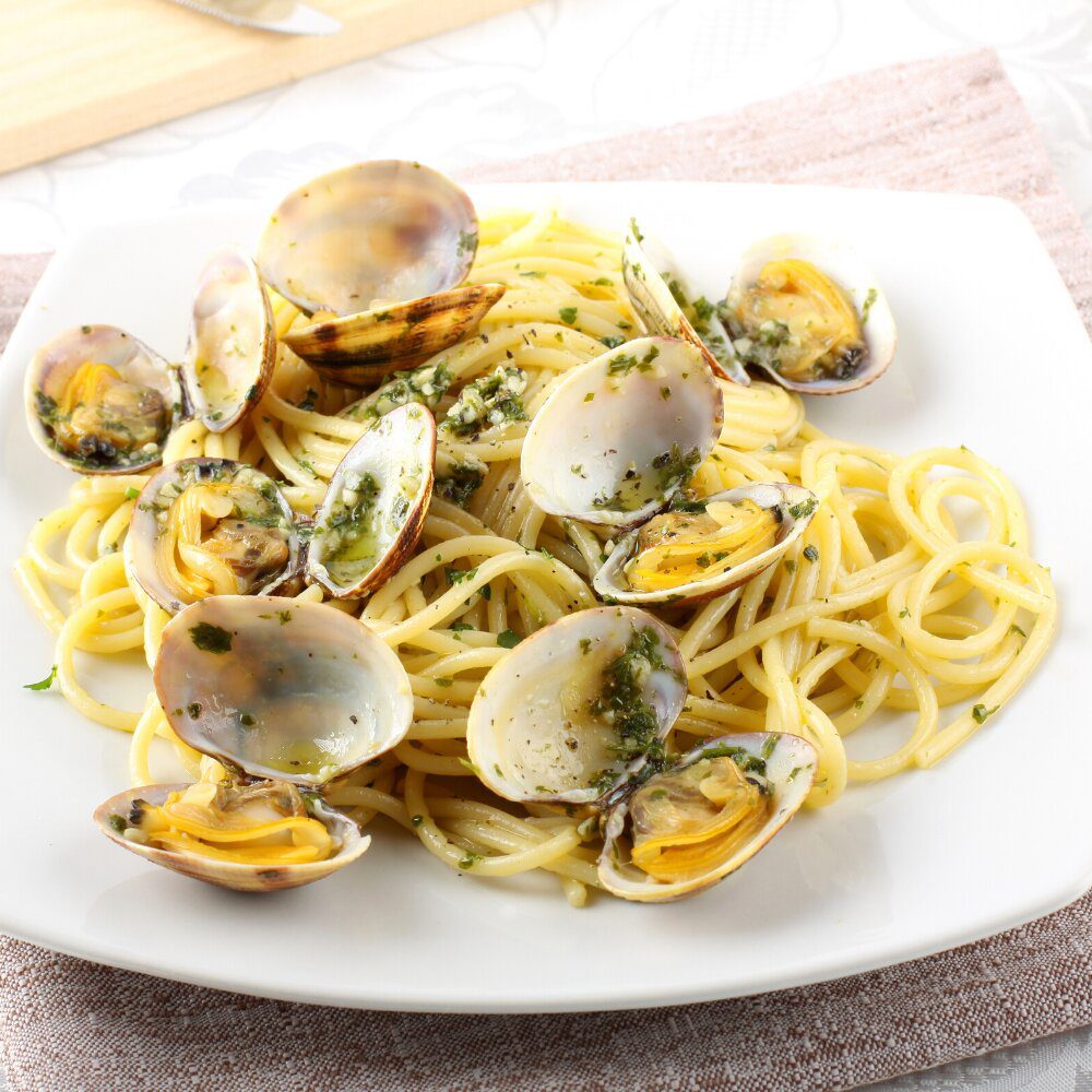 Linguine with Clam Sauce Recipe | SlimFast